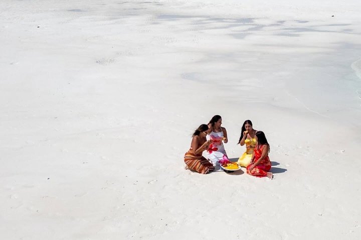 Zanzibar Full Day Private Tour with Sunset Beach & Seafood BBQ