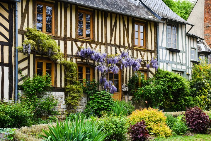 Deauville: Étretat & Honfleur Private Tour with Cider Tasting