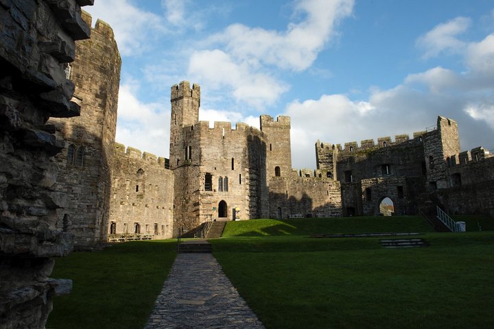 North Wales & Caernarfon Castle Full-Day Tour from Manchester