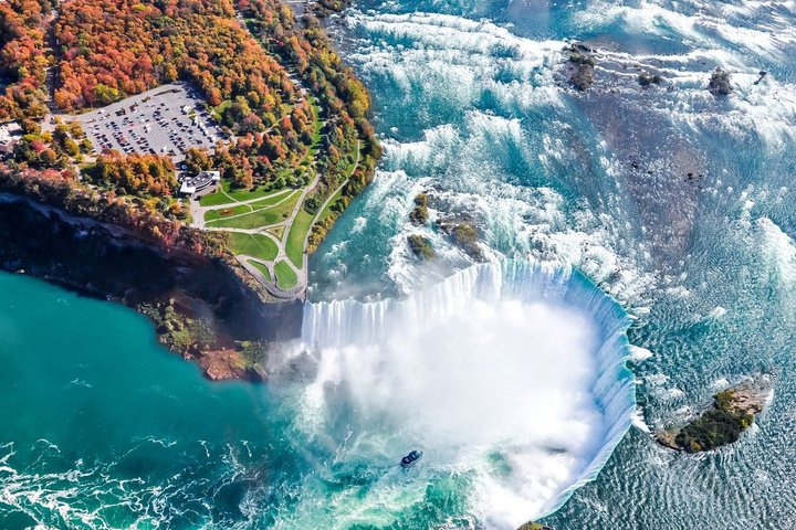 Toronto: Niagara Falls Sightseeing Tour + Boat, Journey & Lunch