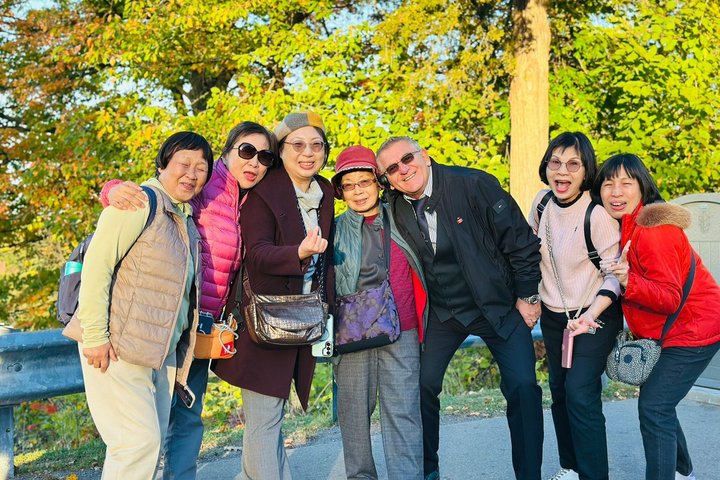 Toronto: Niagara Falls Sightseeing Tour + Boat, Journey & Lunch