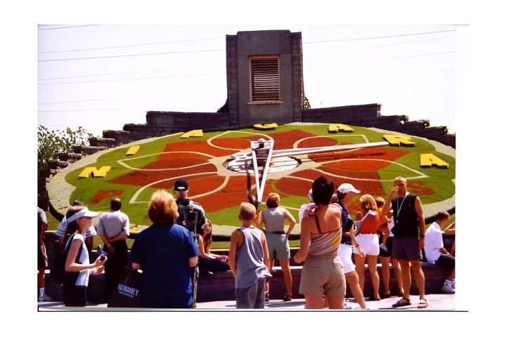 Toronto: Niagara Falls Sightseeing Tour + Boat, Journey & Lunch