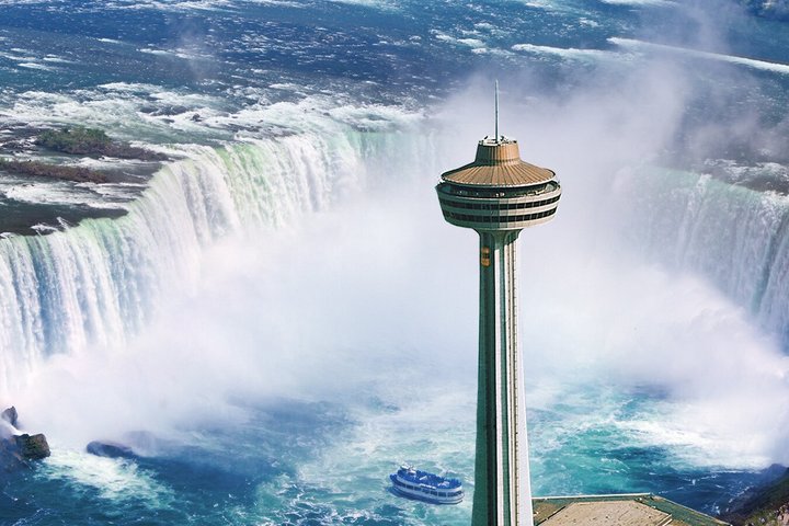 Toronto: Niagara Falls Sightseeing Tour + Boat, Journey & Lunch