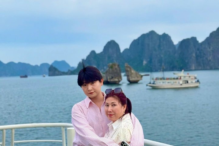 Hanoi: 3D2N 6 Star Cruise Ha Long - Lan Ha | Viet Hai Cycling