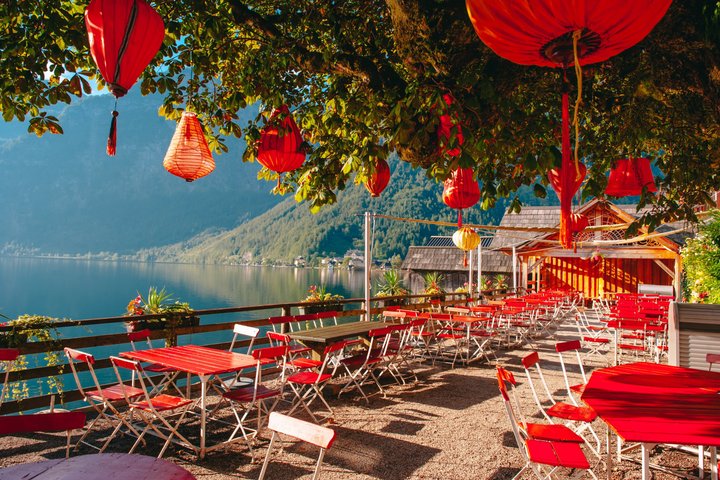 Hallstatt Guided Day Trip from Vienna With Boat Ride Option