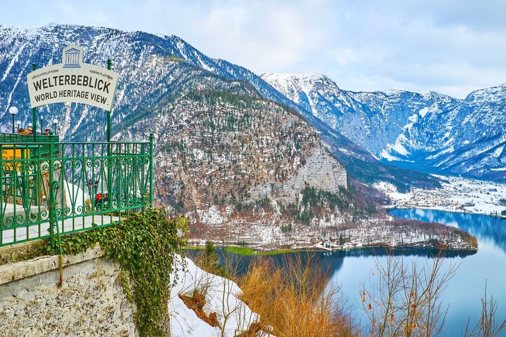 Hallstatt Guided Day Trip from Vienna With Boat Ride Option
