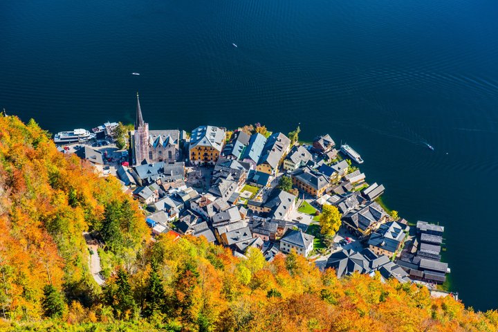 Hallstatt Guided Day Trip from Vienna With Boat Ride Option