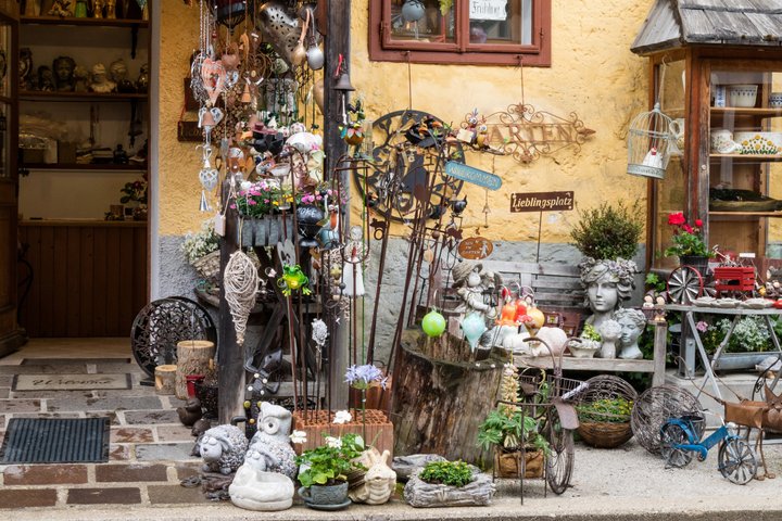 Hallstatt Guided Day Trip from Vienna With Boat Ride Option