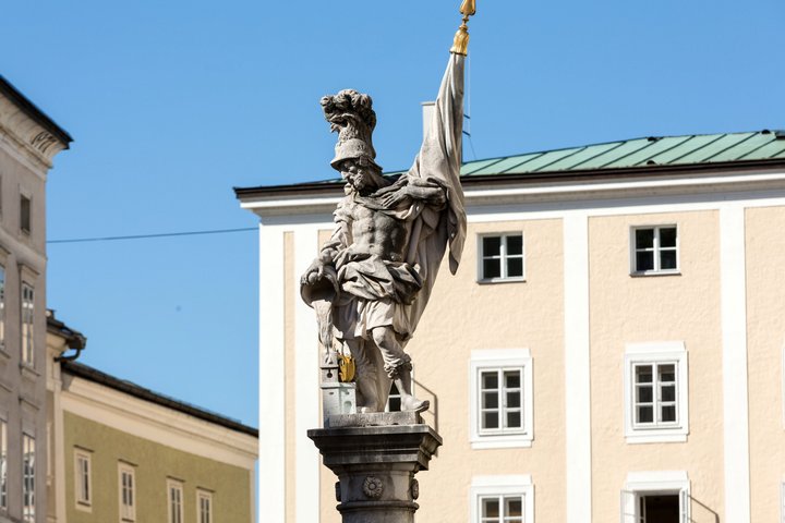 From Vienna to Hallstatt, Salzburg, Alps and Lakes Day Trip