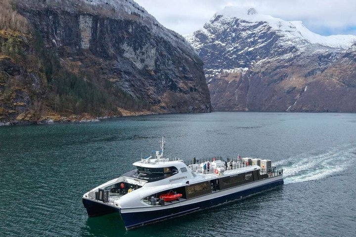 Geiranger Silent Fjord Cruise – 2 hours