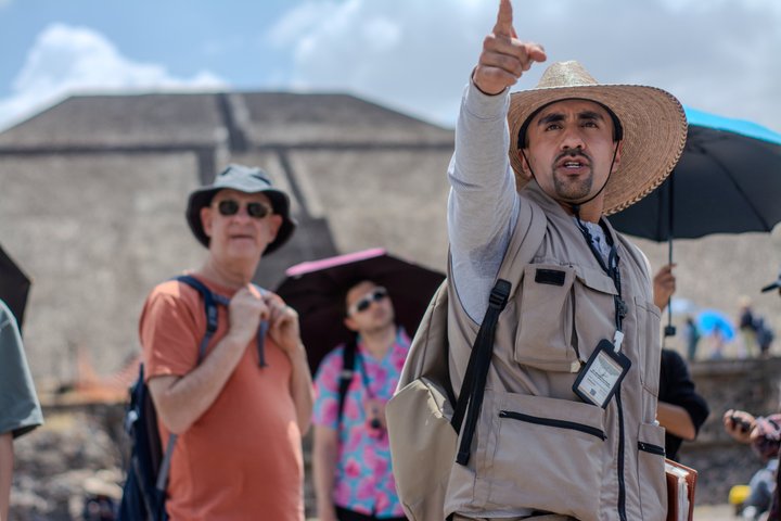 Balloon Flight+Gruta brekfast+Teotihuacan Tour from Mexico City
