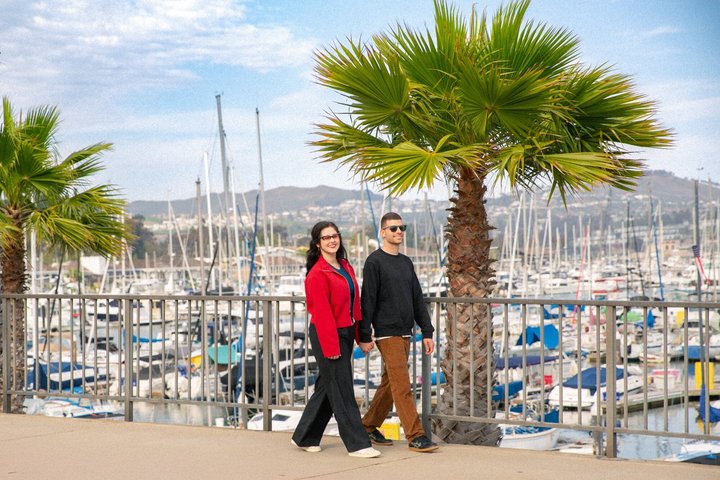 Dana Point Walking Tour & Photoshoot: Harbor or Bluff Top Trail