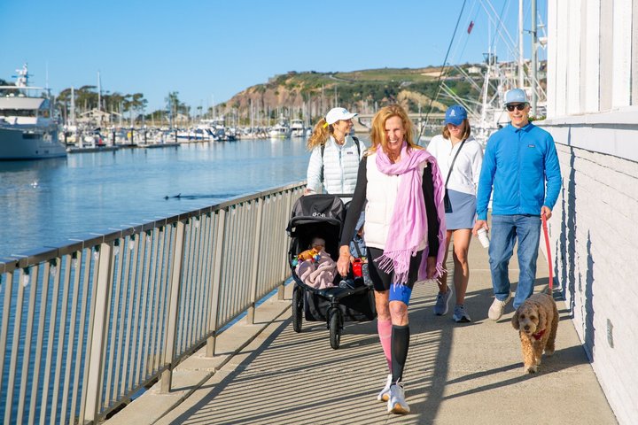 Dana Point Walking Tour & Photoshoot: Harbor or Bluff Top Trail