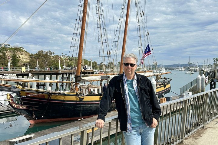 Dana Point Walking Tour & Photoshoot: Harbor or Bluff Top Trail