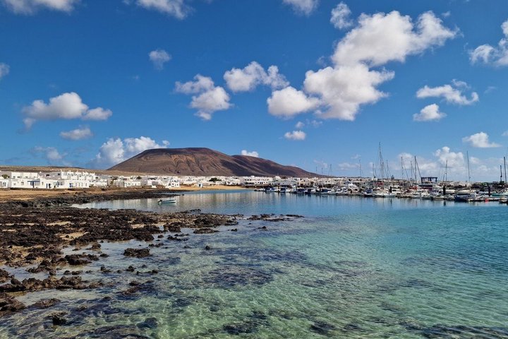 Amazing Jeep Safari at Graciosa Island, Lanzarote