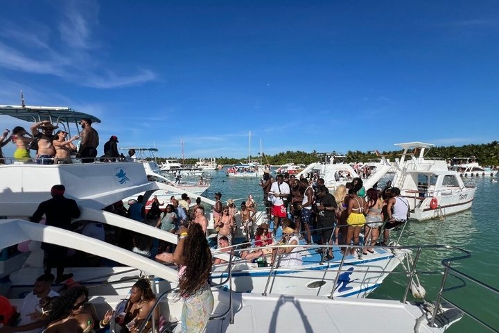 Punta Cana Exclusive Hip Hop Party Boat Vibes Adult With Open bar