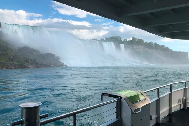 Niagara USA Maid of the Mist and Cave of the Winds Guided Tour