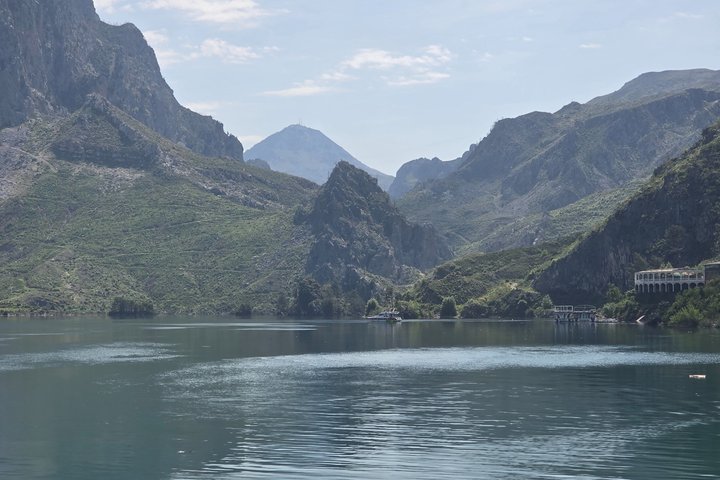Side Green Canyon Boat Tour with Lunch and Hotel Transfer