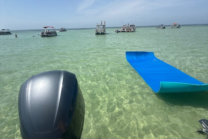 4 Hour Crab Island swim excursion in Destin!! Family friendly