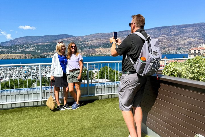 Kelowna: #1 Rated Walking Food Tour with 7 Tastings and 4 Drinks