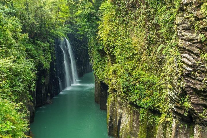 Day Tour to Miyazaki Takachiho Gorge & Shrine depart from Fukuoka