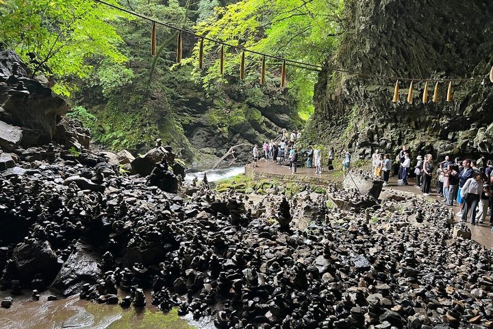 Day Tour to Miyazaki Takachiho Gorge & Shrine depart from Fukuoka