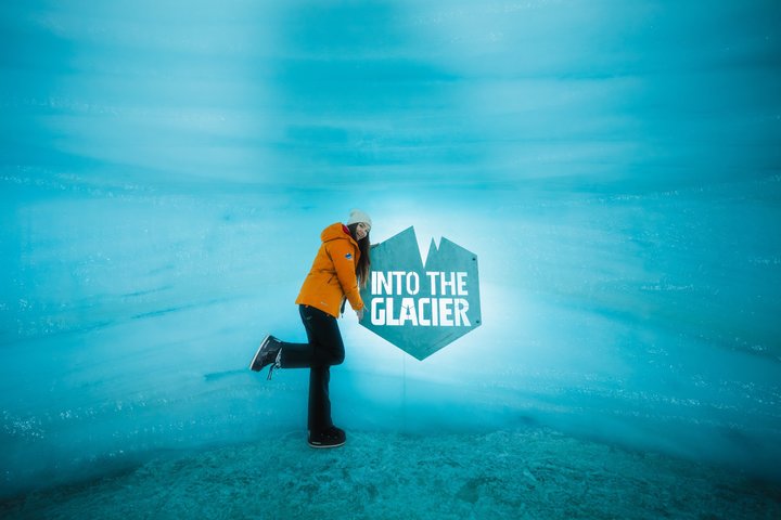 Into the Glacier Combo: Snowmobiling + Langjökull Ice Cave