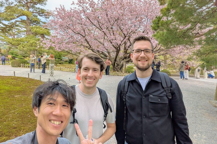 Kanazawa Highlights: Garden, Castle, Samurai & Geisha+Taxi