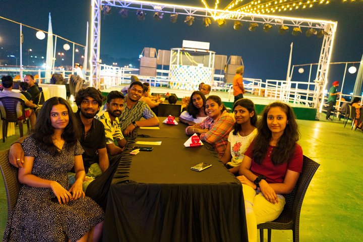 Paradise Dinner Cruise