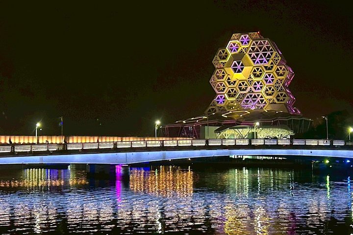 Maritime Kaohsiung Lotus Pond, Cijin Island and Love River Cruise