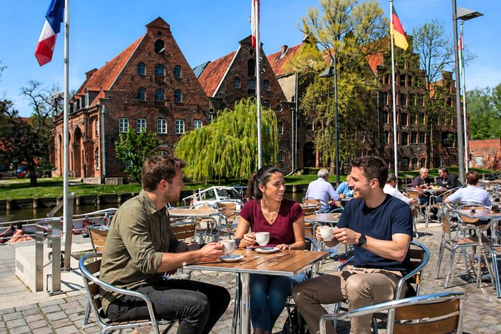 Lübeck Day Trip from Hamburg by Train with Private Guide & Lunch