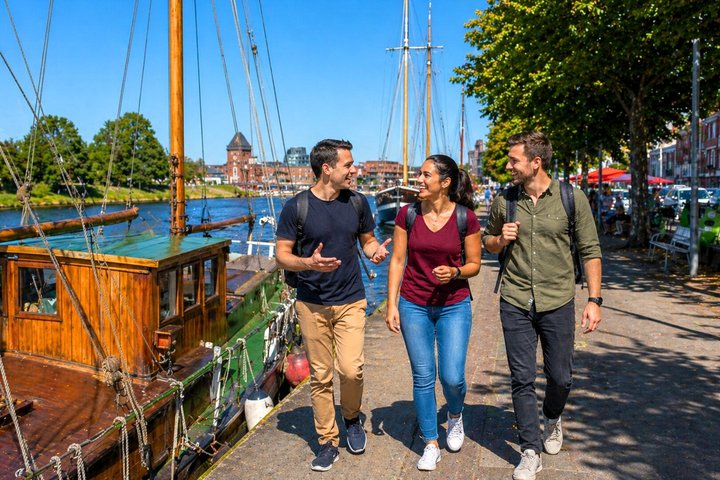 Lübeck Day Trip from Hamburg by Train with Private Guide & Lunch