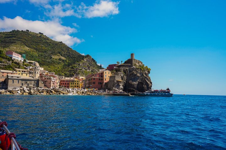 Cinque Terre Boat Tour Departing from Monterosso