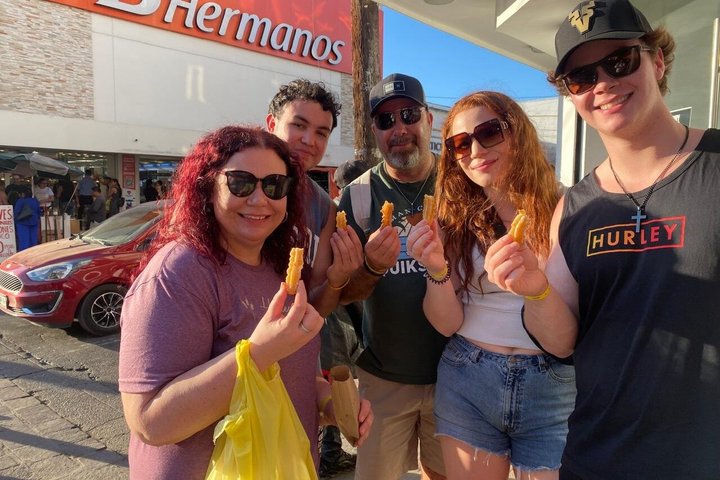 Mazatlán Shared City Tour by Red Truck History and Flavors