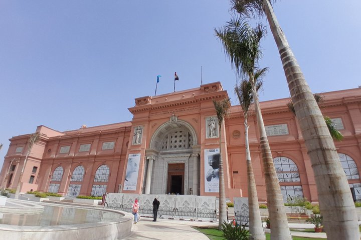 Tour of Egyptian Museum, Citadel of Saladin and Khan Elkhalili