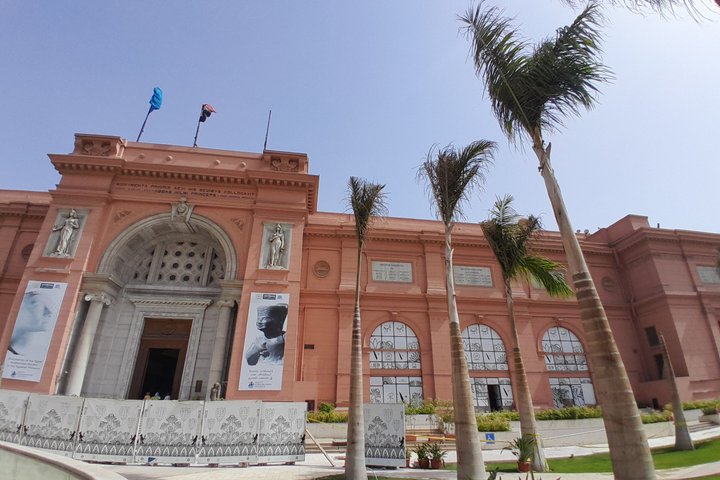 Tour of Egyptian Museum, Citadel of Saladin and Khan Elkhalili