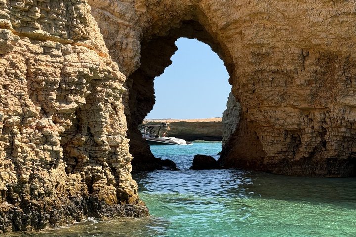 Antiparos Odyssey: Caves, Blue Lagoon & Coastal Charms|Boat Tour