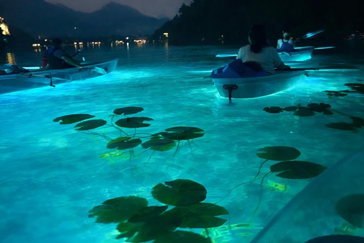 Transparent Kayak Tour with Local Guide on Lake Bled