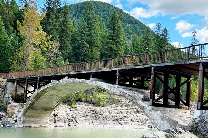 Glacier National Park - West Side Driving Tour(excludes Sun Road)