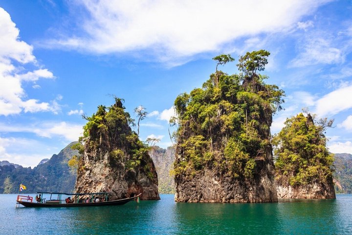 Cheow Lan Lake Tour in Khao Sok National Park