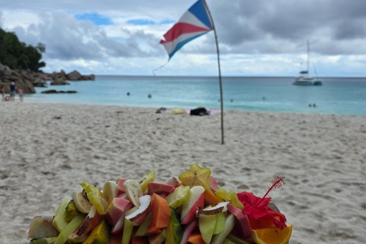 Private Tour of Praslin Island Seychelles
