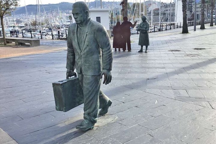 VIGO Guided Walking Tour for Cruise Passengers