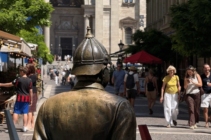 Vienna Budapest Bratislava w/ English-speaking Driver/Local Host
