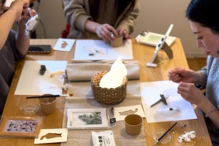 Make Your Own Cat Lamp with Traditional Tosa Washi in Kochi