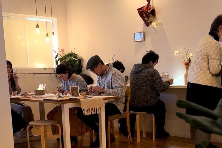 Make Your Own Cat Lamp with Traditional Tosa Washi in Kochi