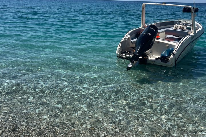 Saranda:Boat Tour to Kakome,Hidden Cave & Beaches,with snorkell.