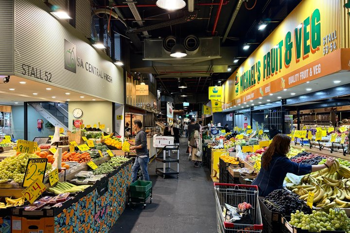 Adelaide Gems in a Day: Hahndorf, Glenelg Beach, City Tour 6.5hrs