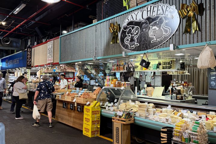 Adelaide Gems in a Day: Hahndorf, Glenelg Beach, City Tour 6.5hrs
