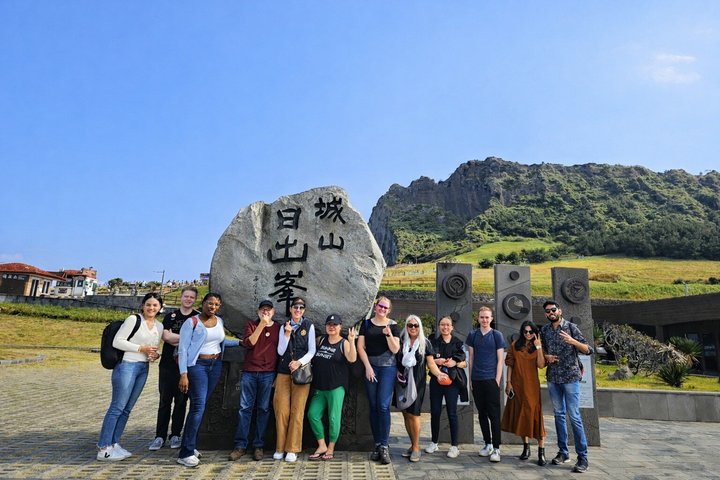 Jeju Tour | Jungmun & Seogwipo Pick-up | Seongsan, Haenyeo, Cave