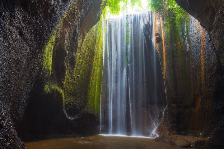 East Bali Tour: Mother Temple, Penglipuran and Tukad Cepung